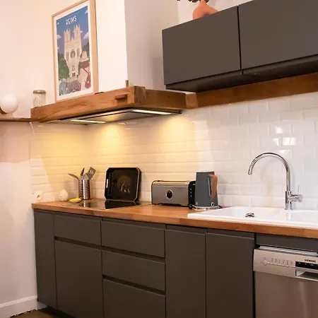 Particulier Remois Proche Cathedrale Reims