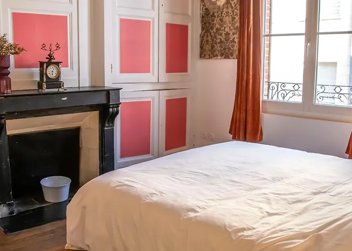 Particulier Remois Proche Cathedrale Villa Reims