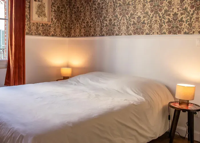 Particulier Remois Proche Cathedrale Villa Reims