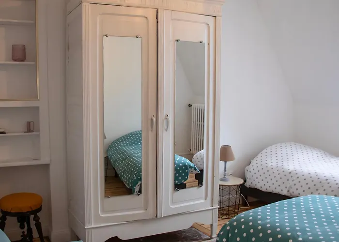 Particulier Remois Proche Cathedrale Villa Reims